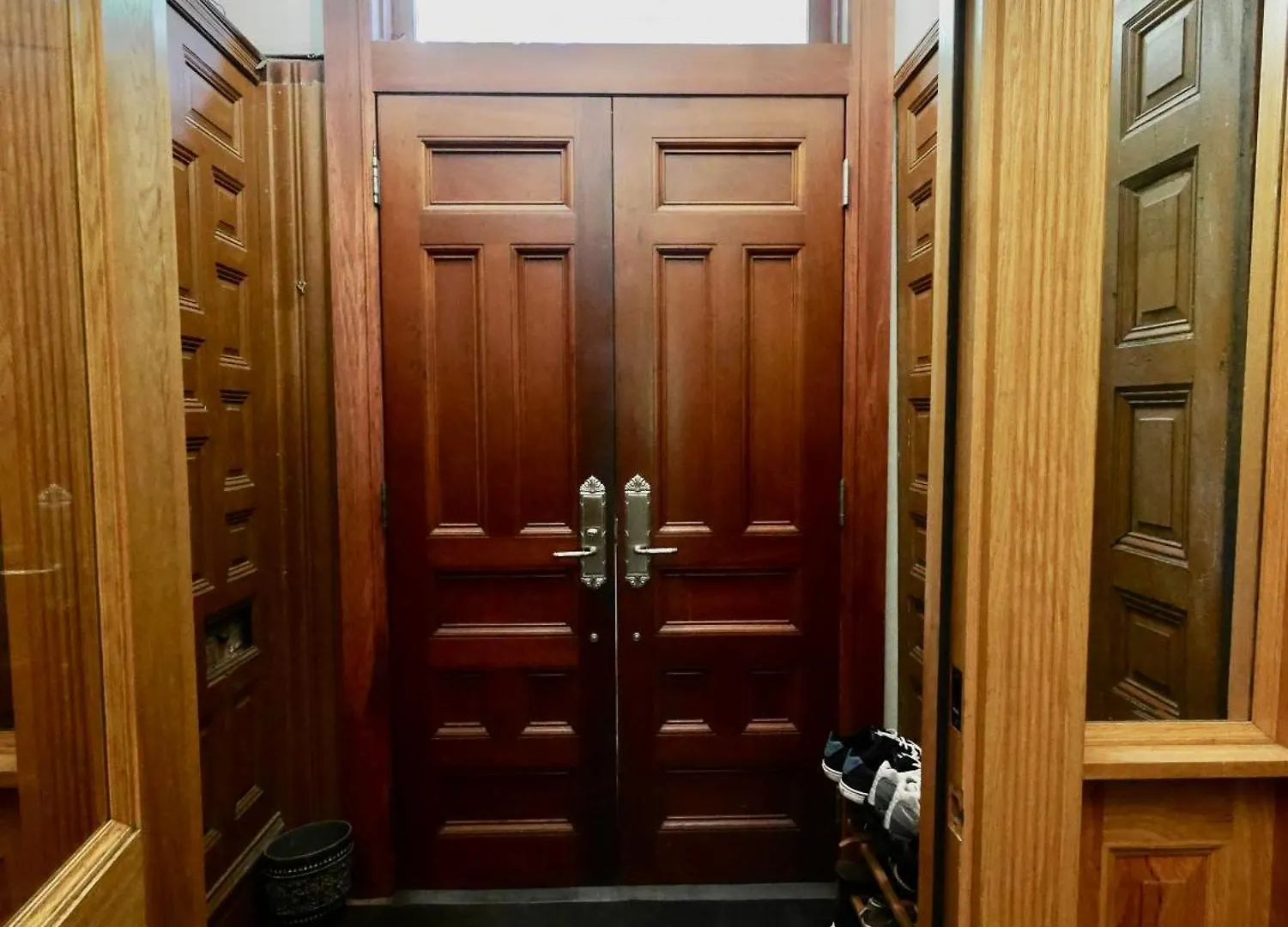 ניו יורק 2 Bedrooms With A Private Bathroom In Lovely Home בית אירוח ניו יורק