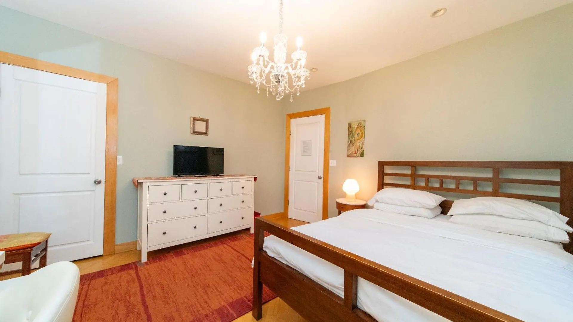 2 Bedrooms With A Private Bathroom In Lovely Home نيو يورك 0*,  الولايات المتحدة الأمريكية